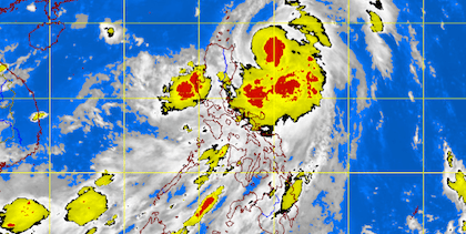 SATELLITE PICTURE. As of 10:32 pm, Ambo is moving northwards.