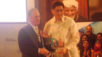 Mengapa Mike Bloomberg Menyukai Grup Pinoy Ini