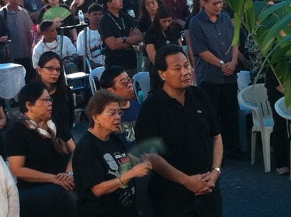 D-DAY MASS. Chief justice Renato Corona and his wife attend mass held infront of old Supreme Court bldg in morning of day his impeachment trial at the Senate begins Monday, January 16, 2012. Photo by David Santos