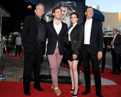 'SNOW WHITE' PREMIERE. (L-R) Producer Joe Roth, actors Sam Claflin, Kristen Stewart and director Rupert Sanders arrive at a screening of Universal Pictures' "Snow White and The Huntsman" at the Village Theatre on May 29, 2012 in Los Angeles, California. Kevin Winter/Getty Images/AFP