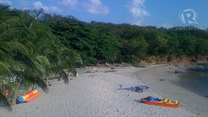 MUCH TO DO. Quiet beach, clean water, privacy. All you'll ever need to enjoy a beach. Photo by Randolf delos Reyes