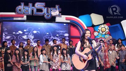 ASIA'S ACOUSTIC LOVE. Sabrina always receives overwhelming support from her Indonesian fans.