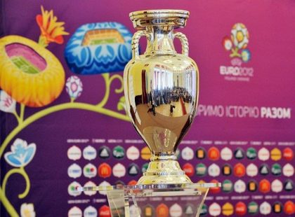 EURO 2012 tournament cup is pictured during the trophy presentation in Kiev on May 11, 2012. Along with tournament co-hosts Poland and Ukraine, European football's governing body UEFA has organized a five-week trophy tour in cities across the two countries. AFP PHOTO / SERGEI SUPINSKY