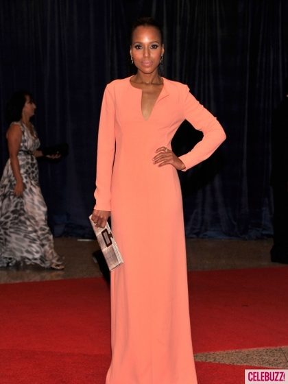COLOR OF THE SEASON. Kerry Washington shows subtle boldness in a simple coral number. Photo from celebuzz.com