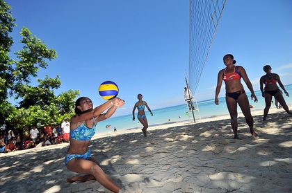 BALL TIME. Beach volleyball is a common sport. Photo by Cocoy Sexcion.